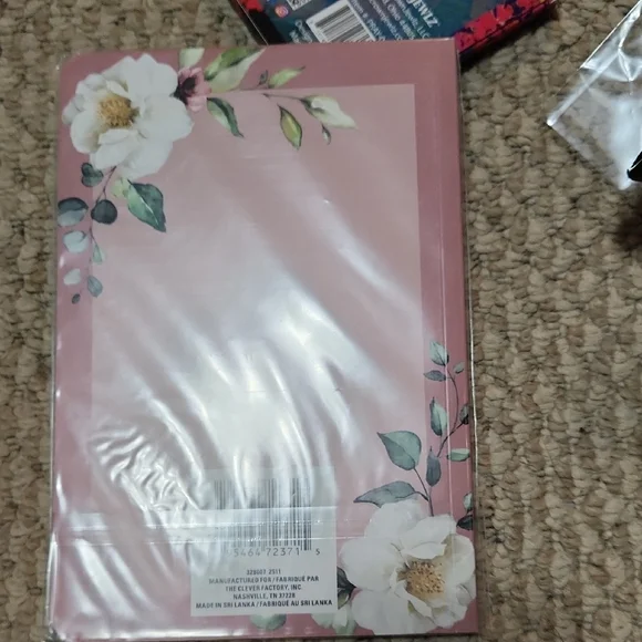 Pink Floral Inspirational Journal with Prayer Cards - Picture 5 of 5